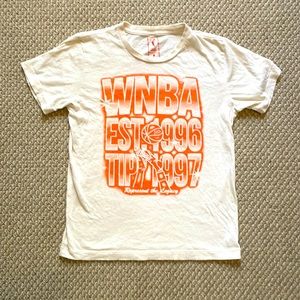 Playa Society WNBA Airbrush Retro Tee Color Oatmeal Women’s Size Small